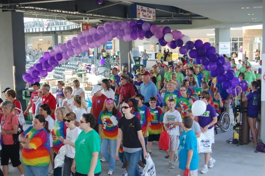 EAST students collaborate with Alzheimer's Memory Walk