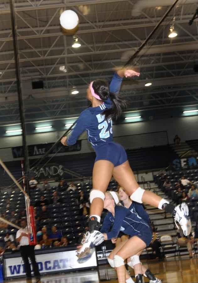 Volleyball team reaches quarter finals in state tournament