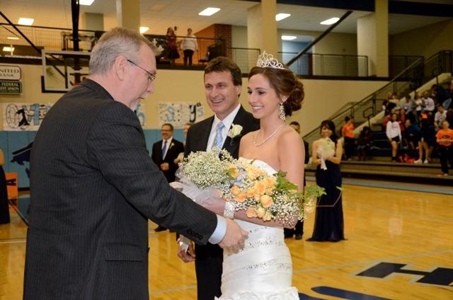 Schneider crowned third generation homecoming queen