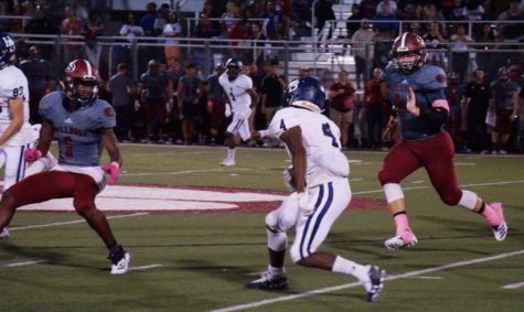 Junior running back Jay Burns rushed for 317 yards against the Springdale Bulldogs Oct. 5 in a conference match-up. The Bulldogs defeated the Wildcats 43-42.